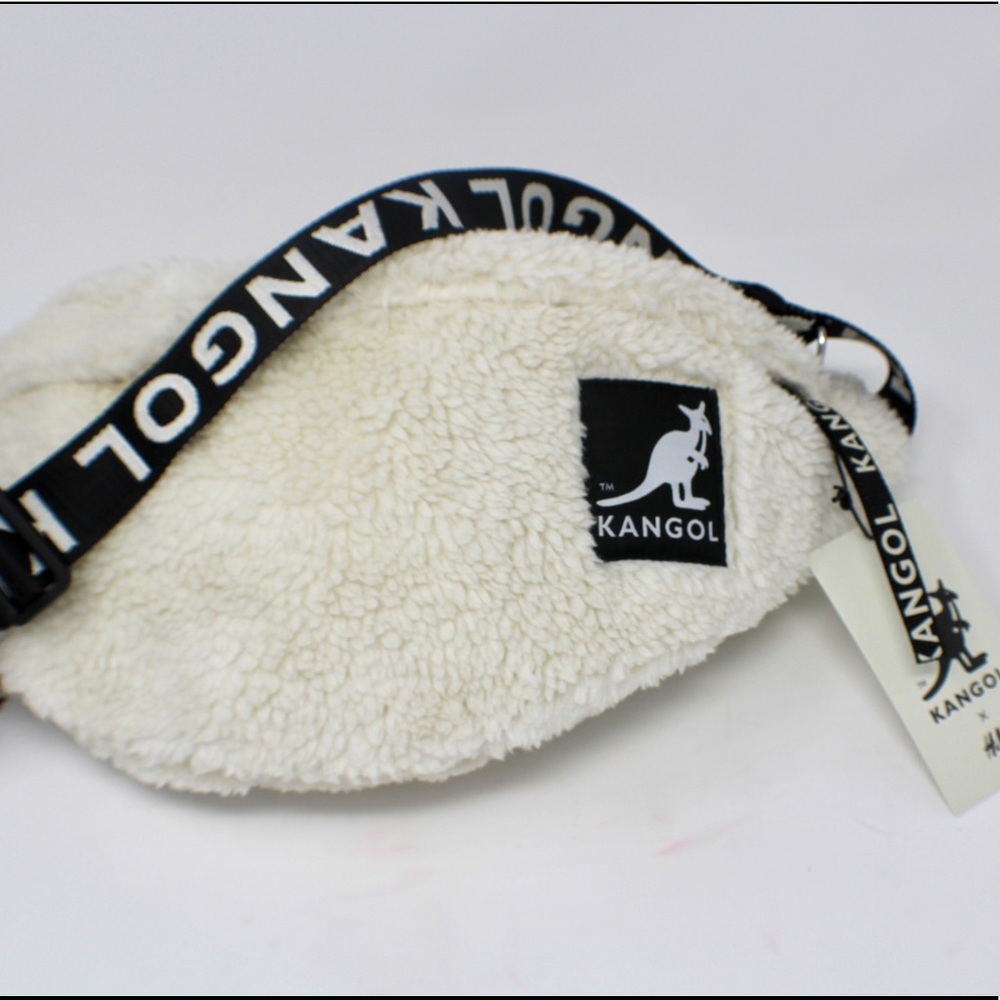 KANGOL x H&M Belt Bag Faux Shearling - Picture 12 of 12